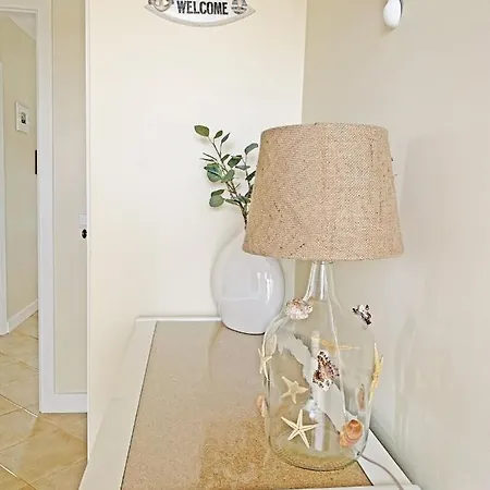 Sunny Terrace - Private Condo, Pool, Garden, Grill & Free Parking